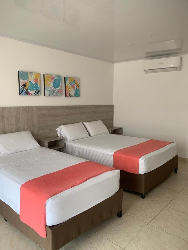 Hotel Inara Girardot Luaran gambar